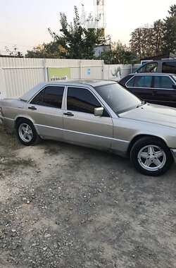 Седан Mercedes-Benz 190 1985 в Луцьку