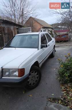 Седан Mercedes-Benz 190 1983 в Золотоноше