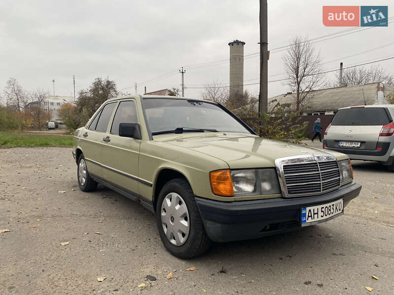 Седан Mercedes-Benz 190 1984 в Броварах