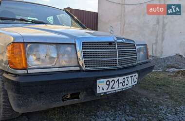Седан Mercedes-Benz 190 1988 в 