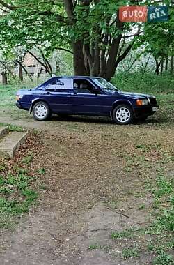 Седан Mercedes-Benz 190 1985 в Любарі