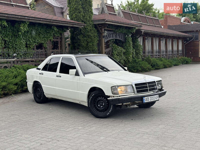 Седан Mercedes-Benz 190 1986 в Летичеве
