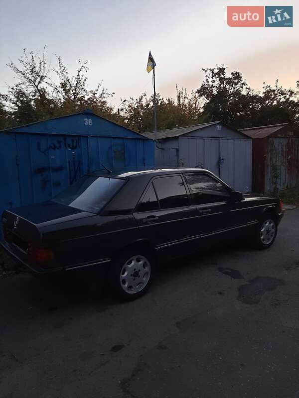 Седан Mercedes-Benz 190 1987 в Виннице