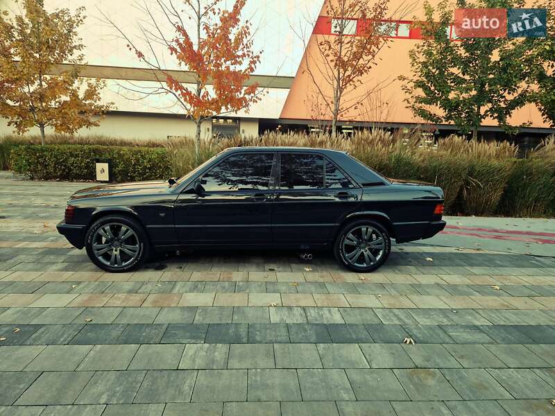 Седан Mercedes-Benz 190 1988 в Киеве