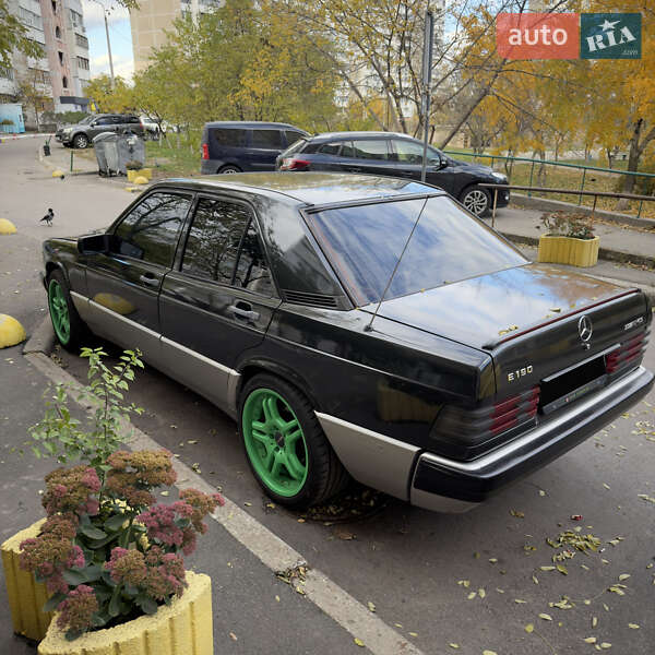 Седан Mercedes-Benz 190 1989 в Киеве фото 5 Седан Mercedes-Benz 190 1989 в Киеве