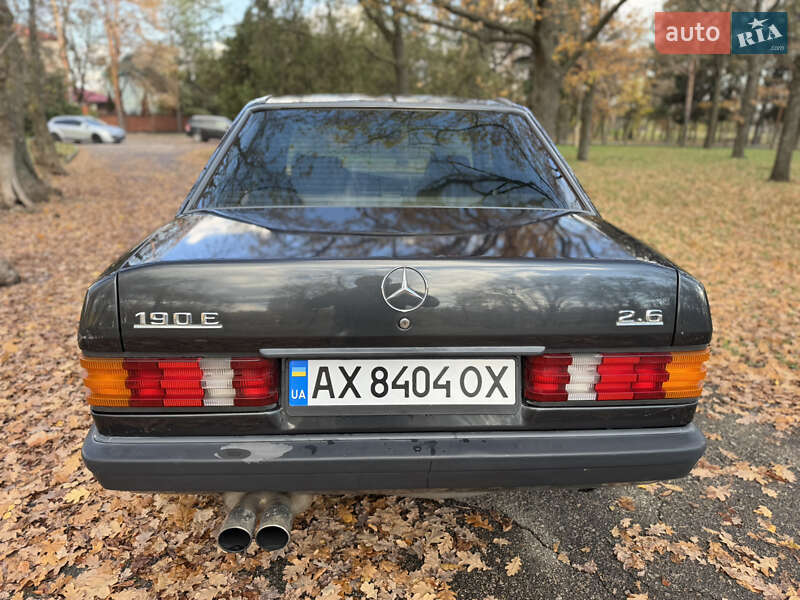 Седан Mercedes-Benz 190 1987 в Харькове фото 5 Седан Mercedes-Benz 190 1987 в Харькове