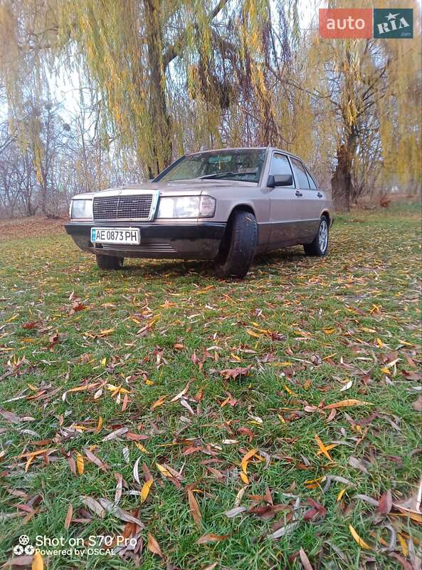 Седан Mercedes-Benz 190 1989 в Чечельнике