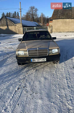Седан Mercedes-Benz 190 1986 в Мирополе