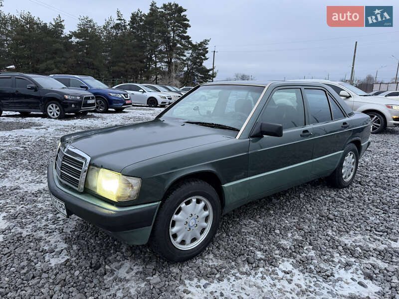Mercedes-Benz 190 1990 Mercedes-Benz 190 1990