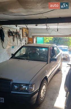 Седан Mercedes-Benz 190 1991 в Гайвороне