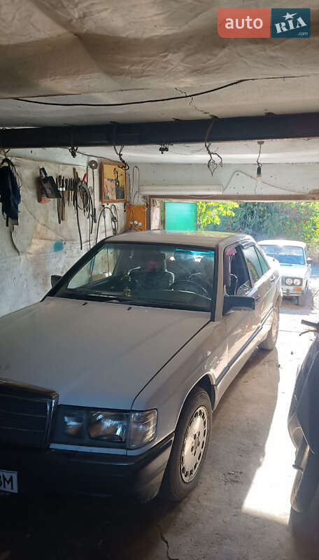 Mercedes-Benz 190 1991