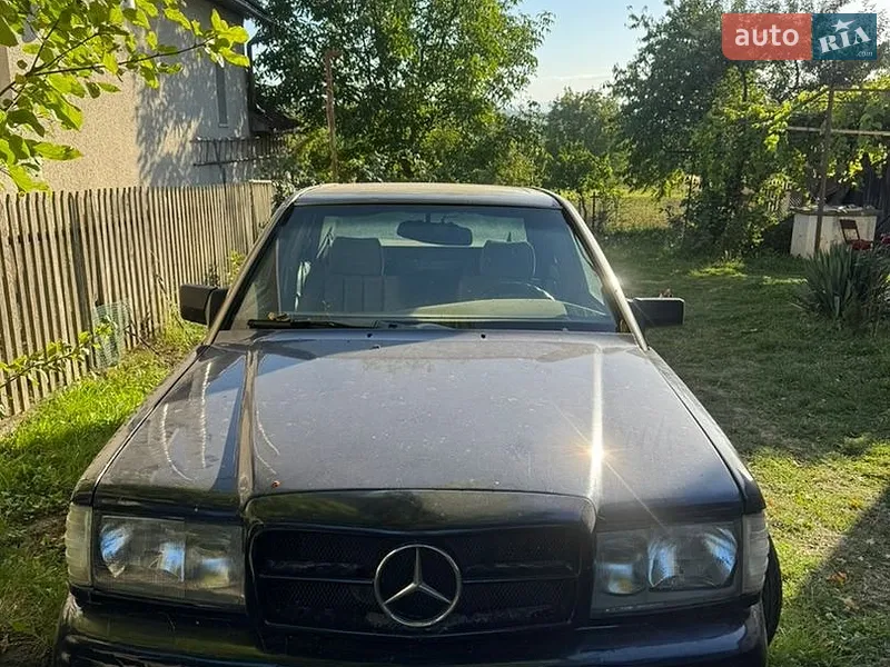 Mercedes-Benz 190