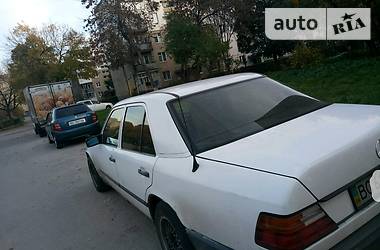 Седан Mercedes-Benz 230 Pullman 1990 в Львові