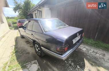 Седан Mercedes-Benz 500K 1994 в 