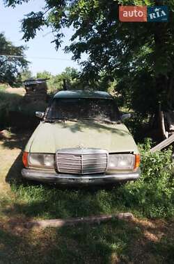 Седан Mercedes-Benz 500K 1985 в Ольшанке