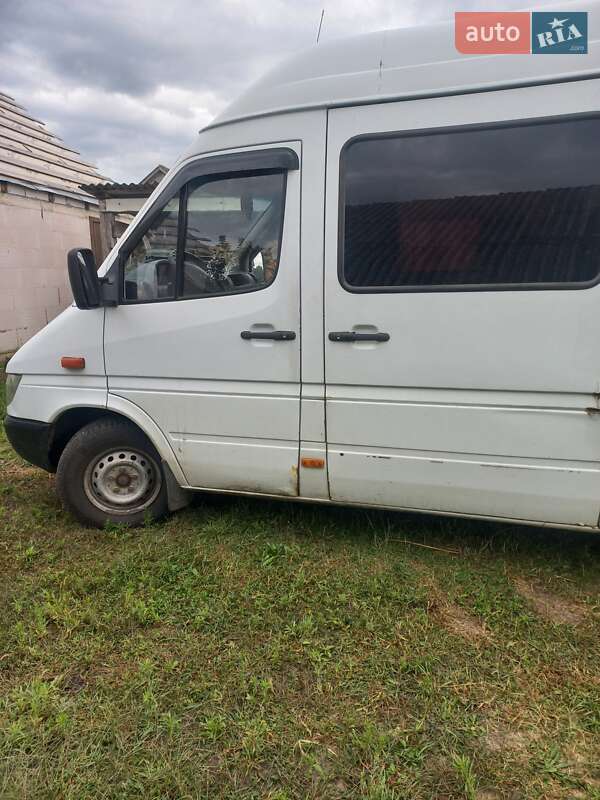 Мікровен Mercedes-Benz 500K 2005 в Камені-Каширському