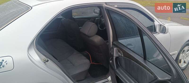 Седан Mercedes-Benz 500K 1996 в Ивано-Франковске