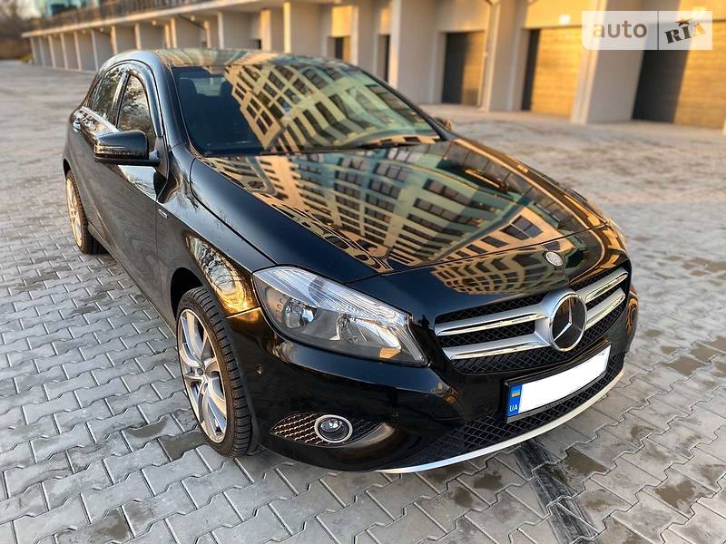Хетчбек Mercedes-Benz A-Class 2017 в Луцьку