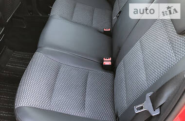 Хетчбек Mercedes-Benz A-Class 2010 в 