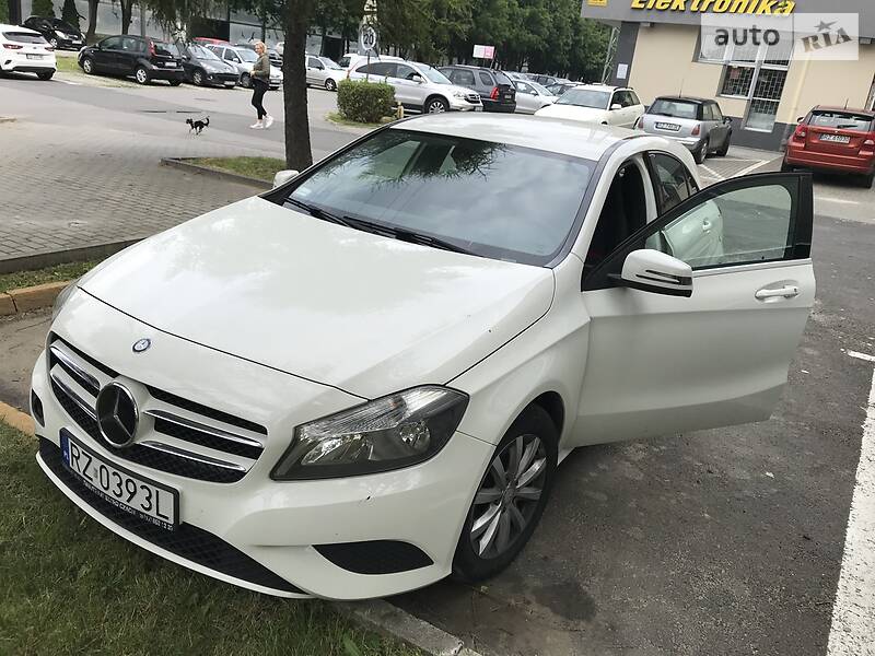 Хэтчбек Mercedes-Benz A-Class 2014 в Косове