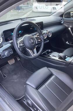 Седан Mercedes-Benz A-Class 2019 в 
