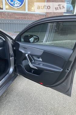 Седан Mercedes-Benz A-Class 2019 в 