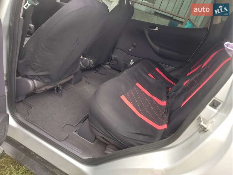 Хэтчбек Mercedes-Benz A-Class 2003 в Ужгороде фото 9 Хэтчбек Mercedes-Benz A-Class 2003 в Ужгороде