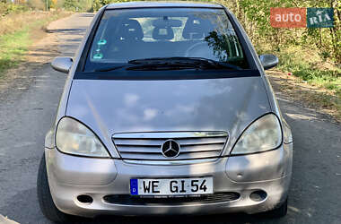 Хэтчбек Mercedes-Benz A-Class 2000 в 