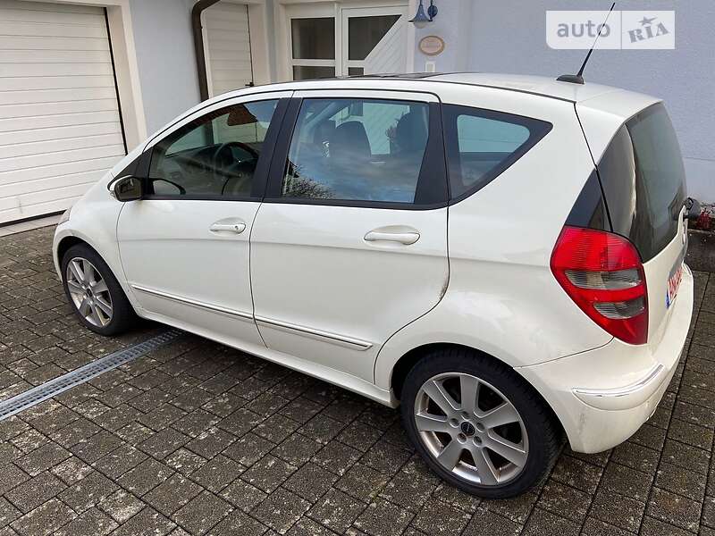 Хэтчбек Mercedes-Benz A-Class 2006 в Киеве