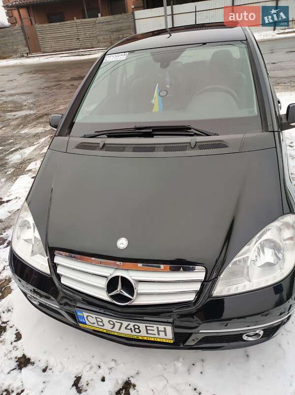 Хэтчбек Mercedes-Benz A-Class 2010 в Носовке