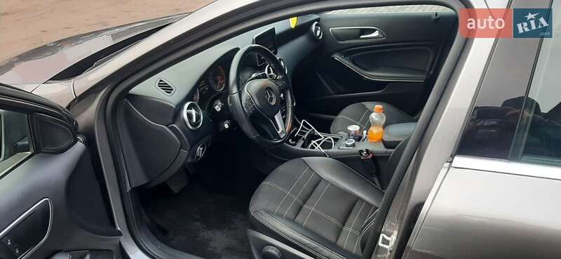 Хэтчбек Mercedes-Benz A-Class 2014 в Луцке фото 7 Хэтчбек Mercedes-Benz A-Class 2014 в Луцке