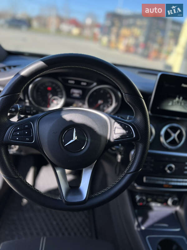 Хэтчбек Mercedes-Benz A-Class 2016 в Берегово