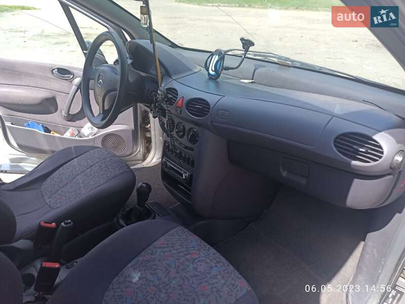 Хэтчбек Mercedes-Benz A-Class 2001 в Новгородке