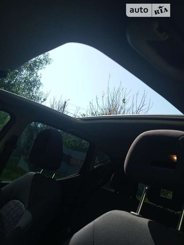 Хэтчбек Mercedes-Benz A-Class 2003 в Киеве фото 16 Хэтчбек Mercedes-Benz A-Class 2003 в Киеве