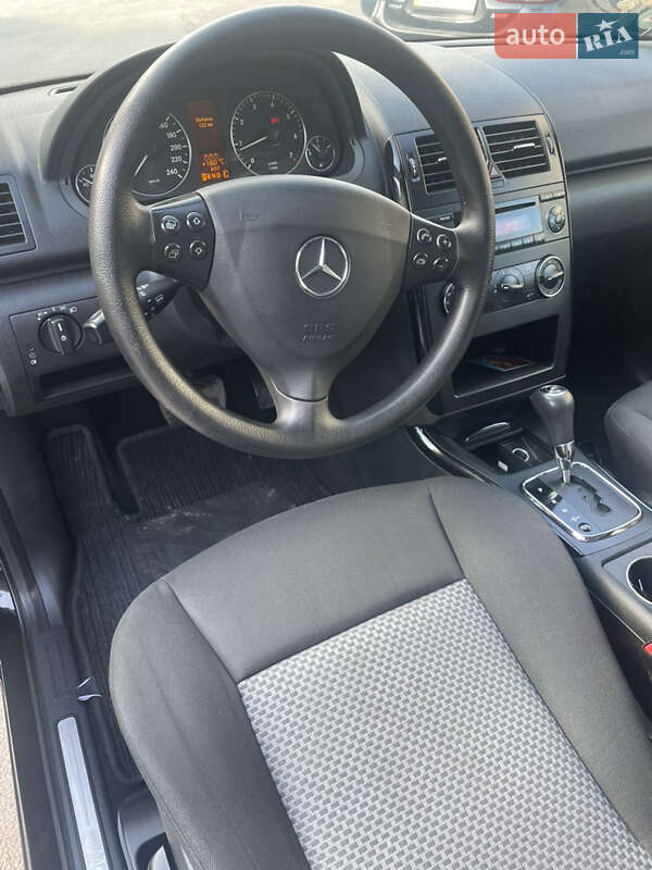 Хэтчбек Mercedes-Benz A-Class 2006 в Виннице фото 15 Хэтчбек Mercedes-Benz A-Class 2006 в Виннице