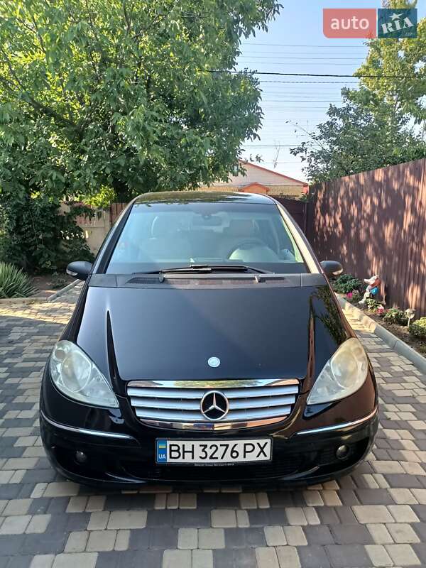 Хэтчбек Mercedes-Benz A-Class 2007 в Раздельной