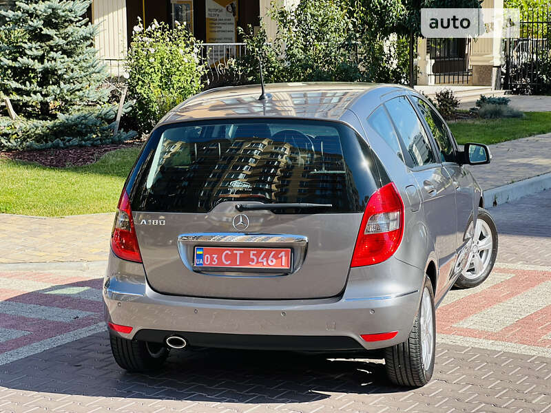 Хэтчбек Mercedes-Benz A-Class 2010 в Киеве