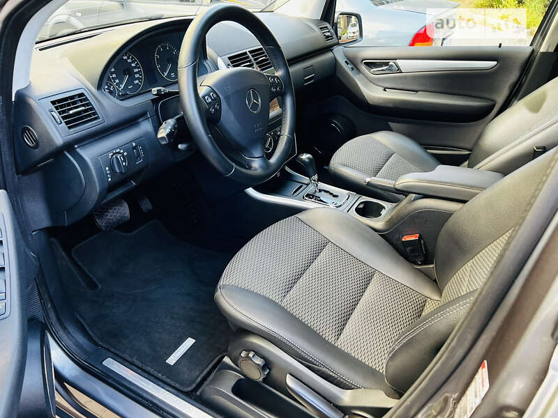 Хэтчбек Mercedes-Benz A-Class 2010 в Киеве