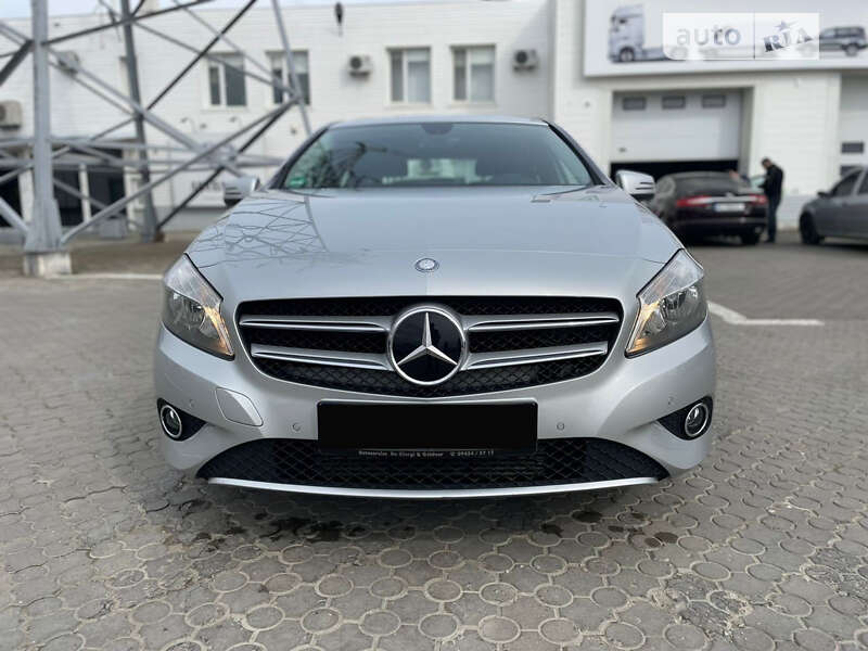 Хэтчбек Mercedes-Benz A-Class 2015 в Черновцах