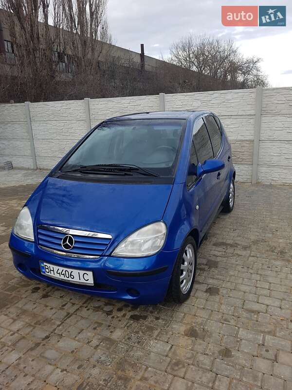 Хетчбек Mercedes-Benz A-Class 1999 в 