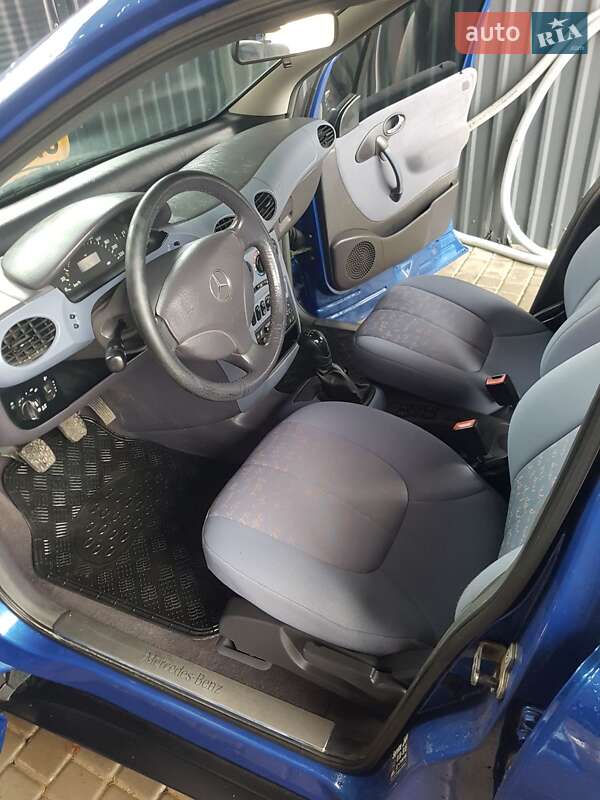 Хэтчбек Mercedes-Benz A-Class 1999 в Раздельной