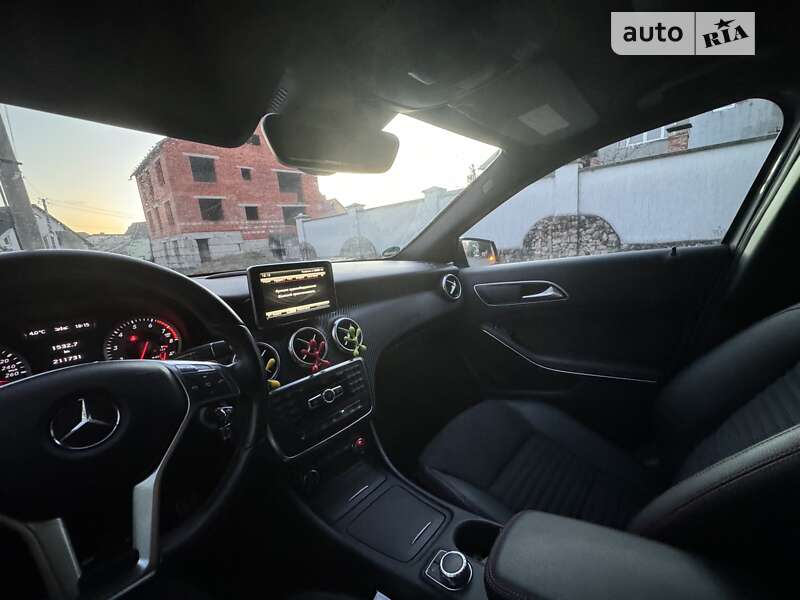 Хэтчбек Mercedes-Benz A-Class 2012 в Мукачево