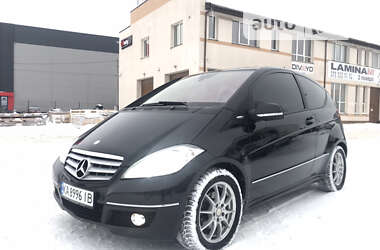 Купе Mercedes-Benz A-Class 2010 в Львове