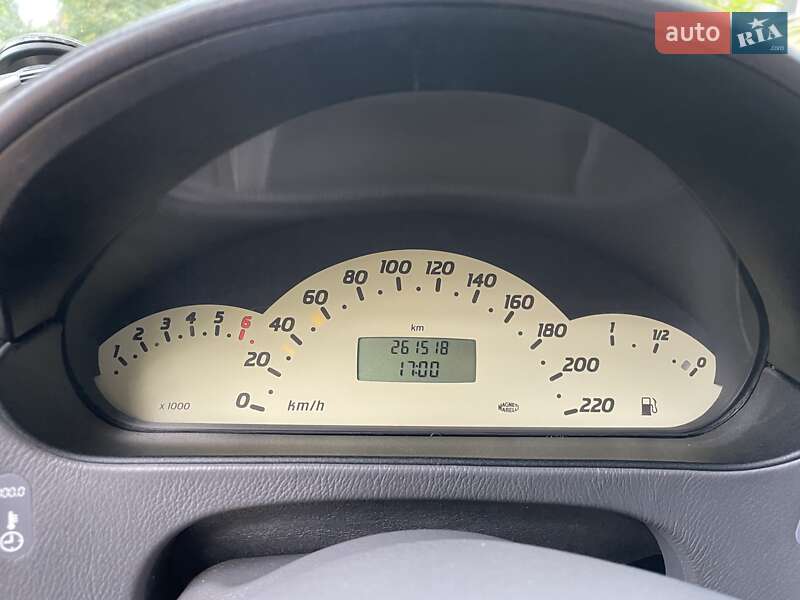 Хетчбек Mercedes-Benz A-Class 2001 в Києві