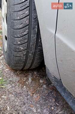 Хэтчбек Mercedes-Benz A-Class 2006 в 