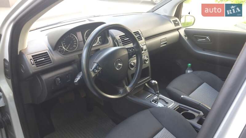 Хэтчбек Mercedes-Benz A-Class 2005 в Луцке фото 17 Хэтчбек Mercedes-Benz A-Class 2005 в Луцке