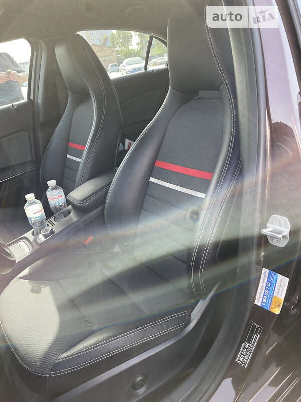 Хэтчбек Mercedes-Benz A-Class 2015 в Киеве