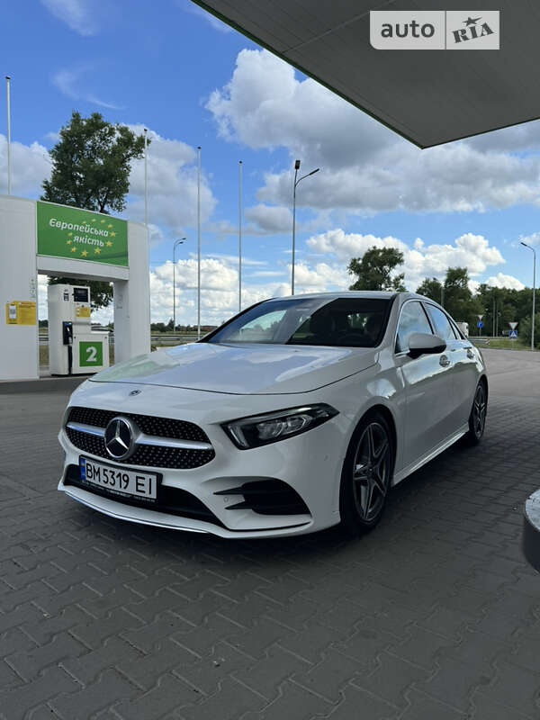 Седан Mercedes-Benz A-Class 2020 в Киеве