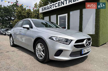 Хэтчбек Mercedes-Benz A-Class 2022 в 