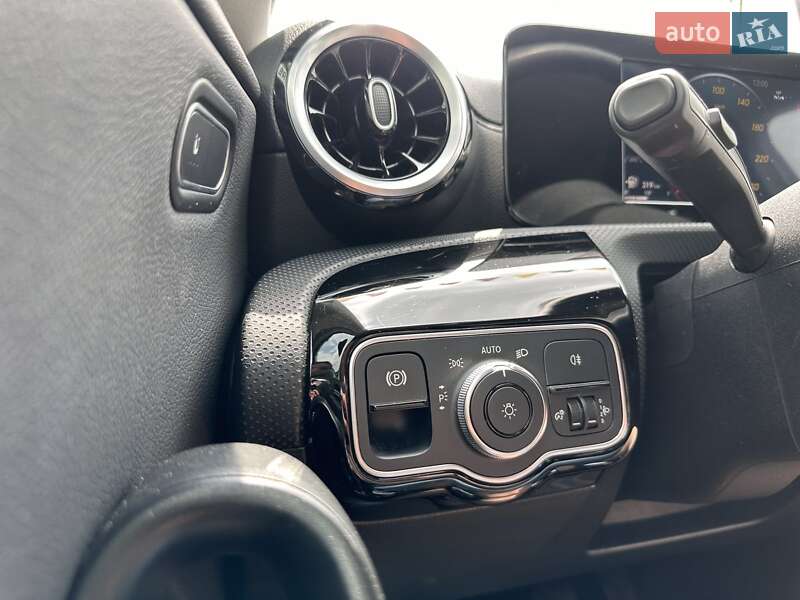 Хэтчбек Mercedes-Benz A-Class 2022 в Николаеве